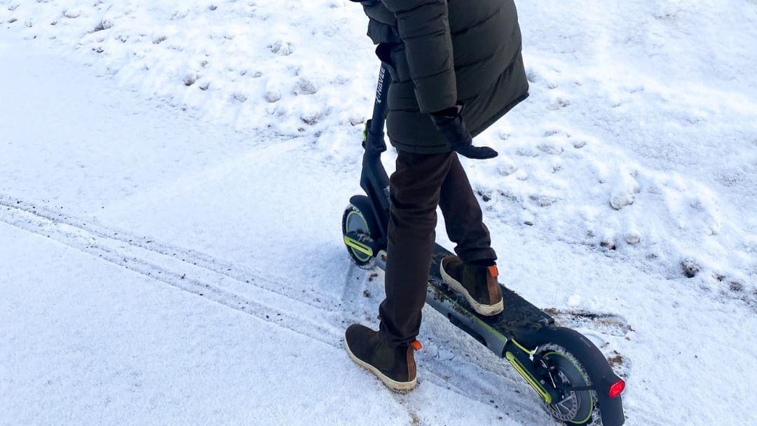 Sécurité en Hiver : Réduire le Risque d’Accident en Trottinette