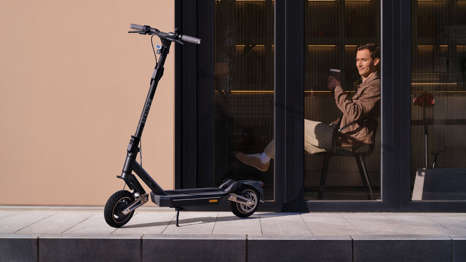 NAVEE Trottinette Électrique