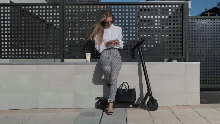 Trottinette électrique avec alarme et GPS : sécurité et technologie pour 2025