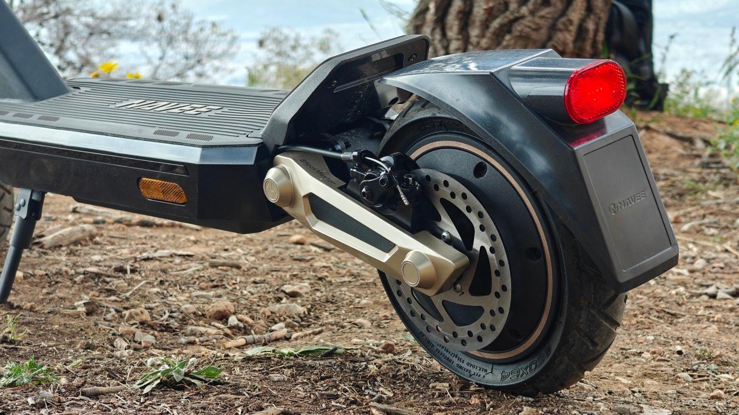 Trottinette électrique avec TCS et suspension à prix abordable – Le guide 2025