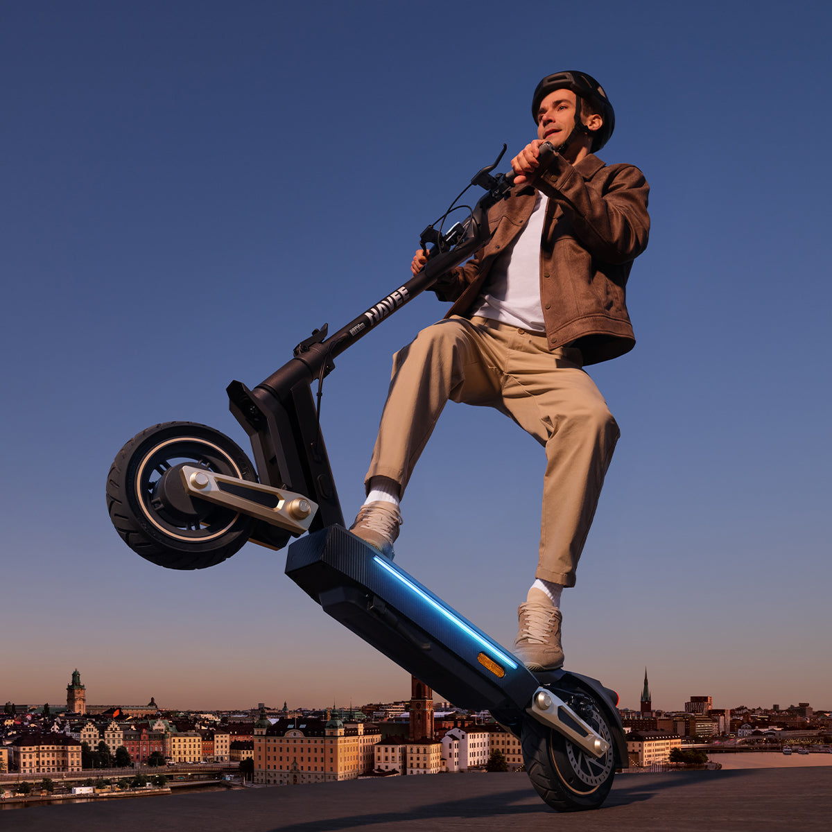 NAVEE Electric Scooter ST3 Pro