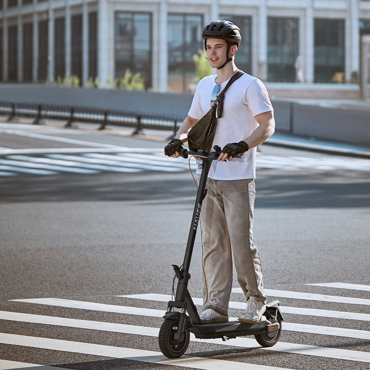 NAVEE Electric Scooter GT3